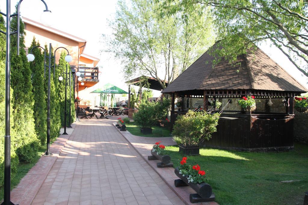 Rixo'S Guesthouse Cîrcea Exterior foto