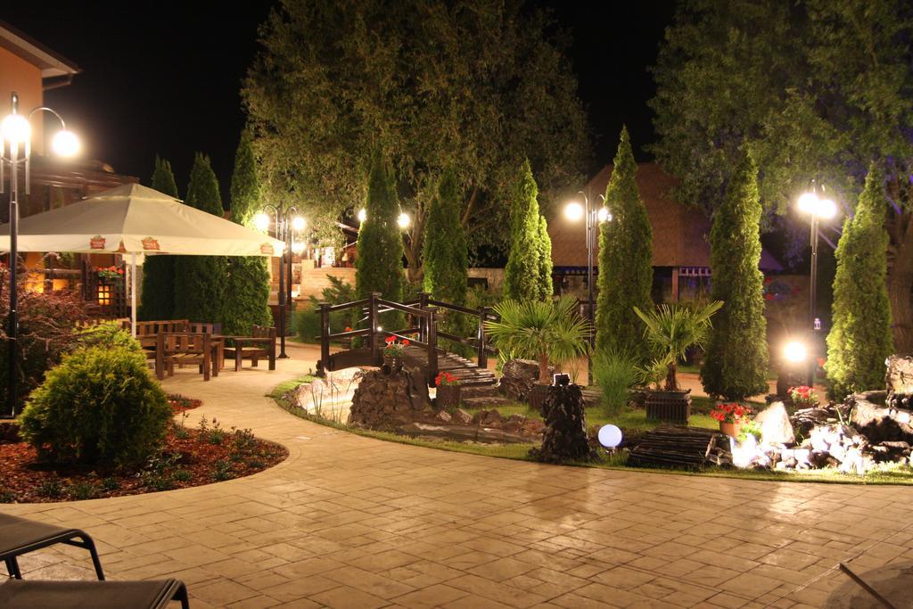 Rixo'S Guesthouse Cîrcea Exterior foto