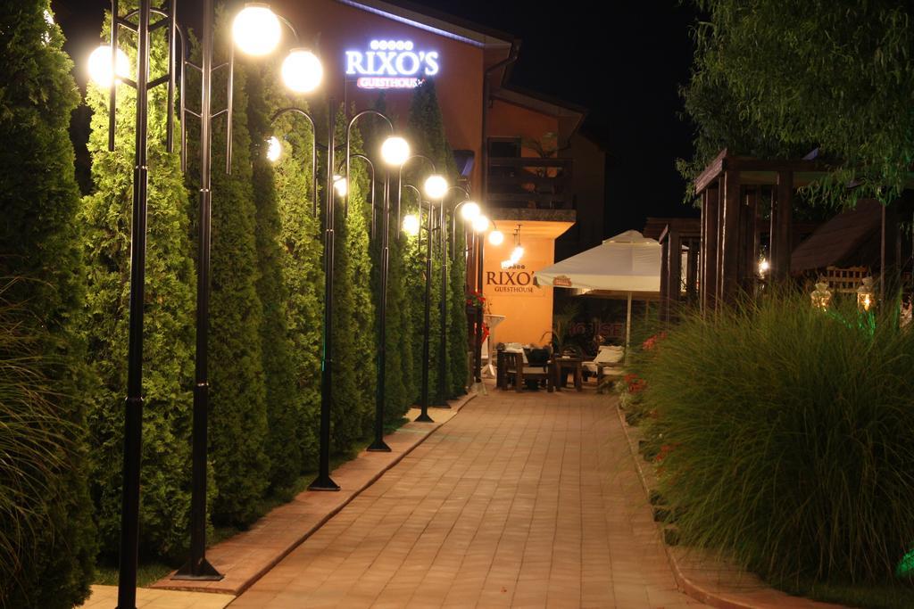 Rixo'S Guesthouse Cîrcea Exterior foto